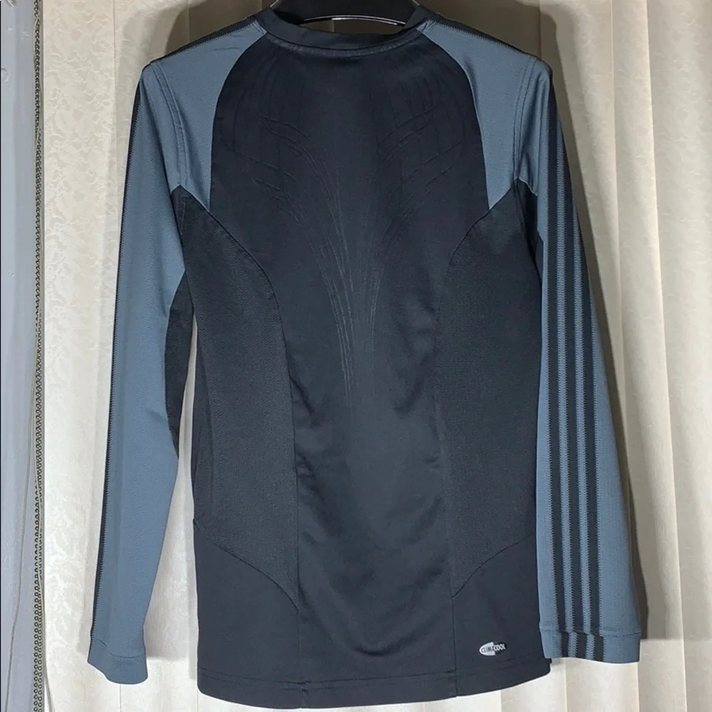 Adidas men’s long sleeve work out performance top shirt small